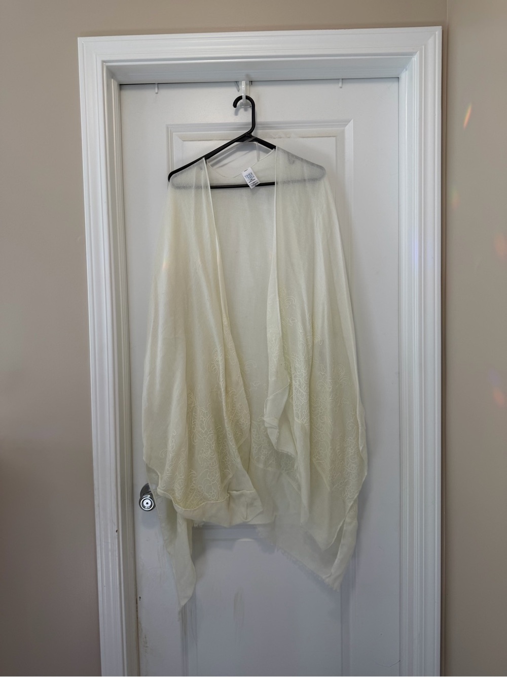 Time and Tru Cream Lightweight Open-Front Poncho
